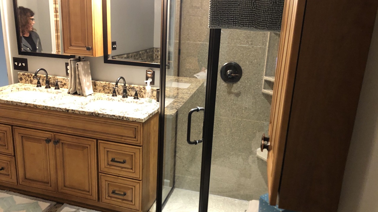 Photo of Bathroom in Colona
