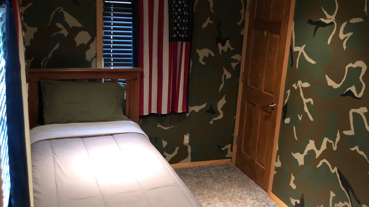 Photo of Bedroom in Colona