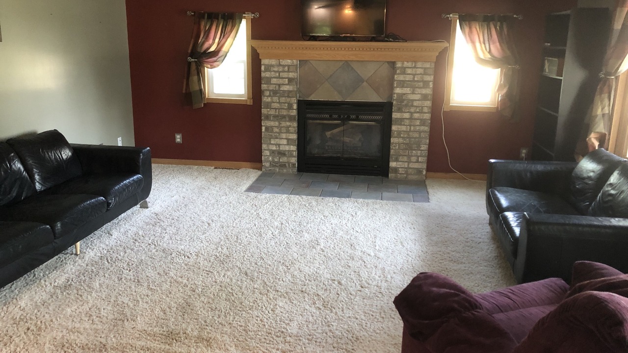 Photo of Livingroom in Colona