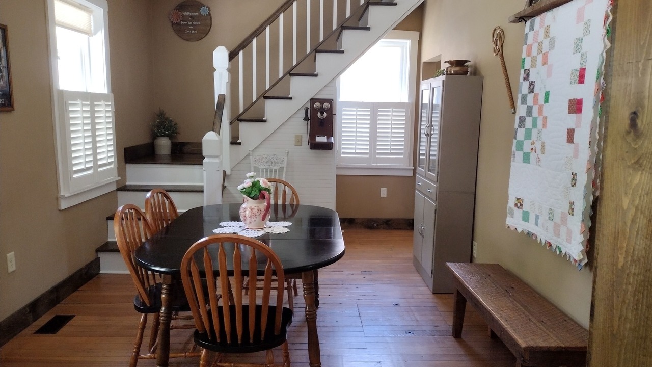 Photo of Livingroom in Maeystown