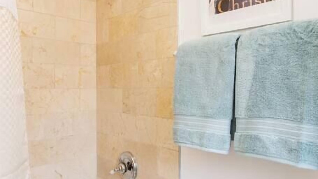 Photo of Bathroom in Streeterville