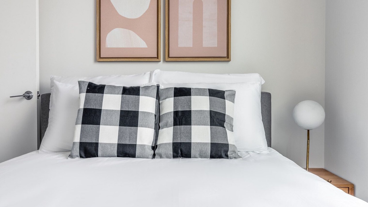 Photo of Bedroom in Logan Square