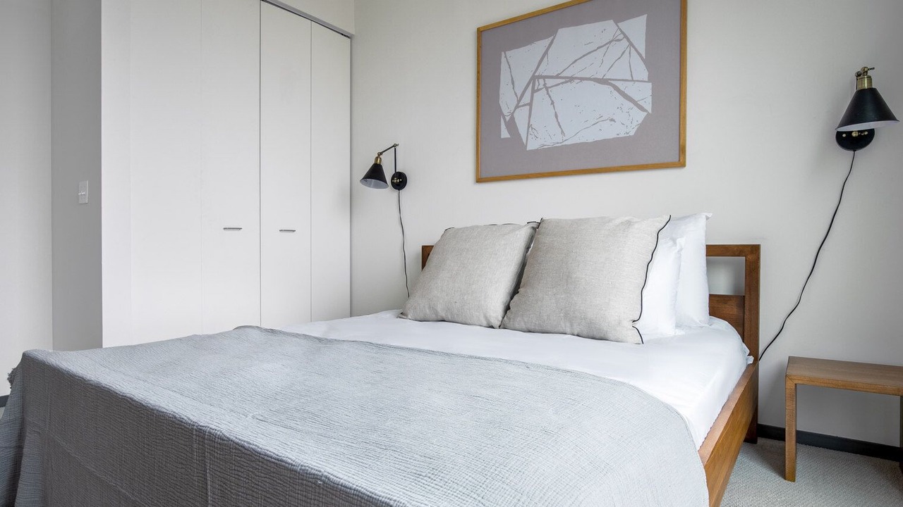 Photo of Bedroom in Logan Square