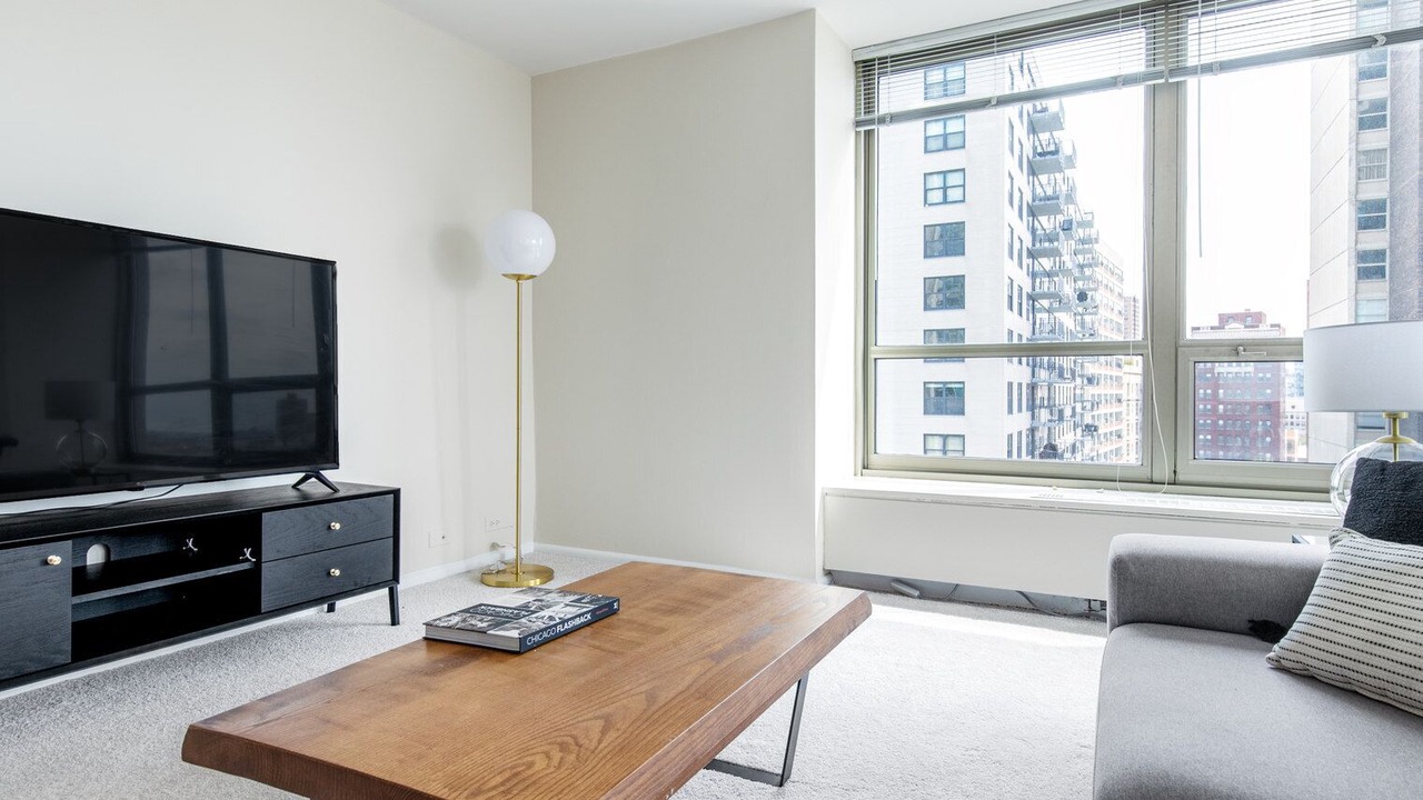 Photo of Livingroom in Lake View East