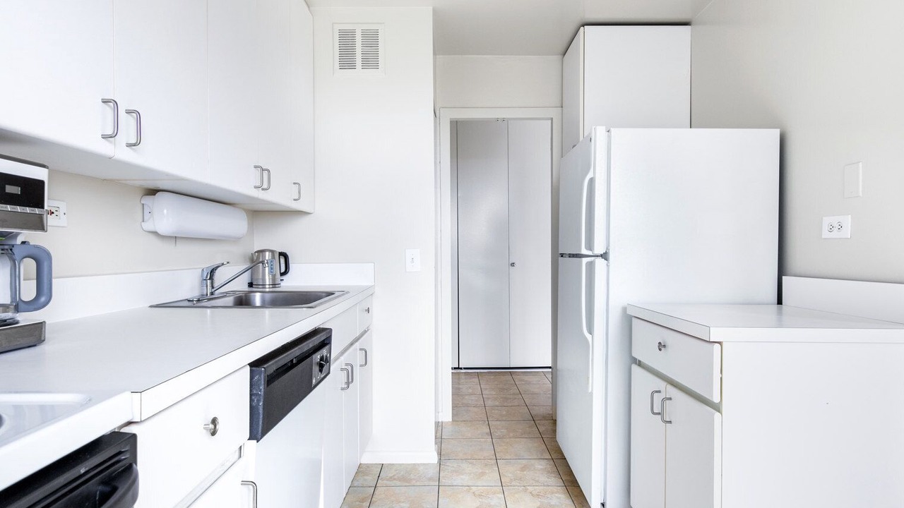Photo of Kitchen in Lake View East