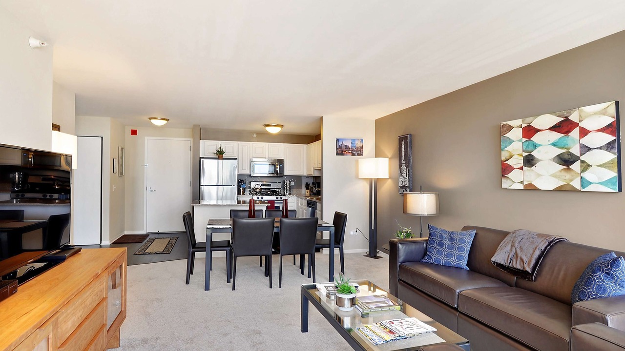 Photo of Livingroom in Downtown Chicago