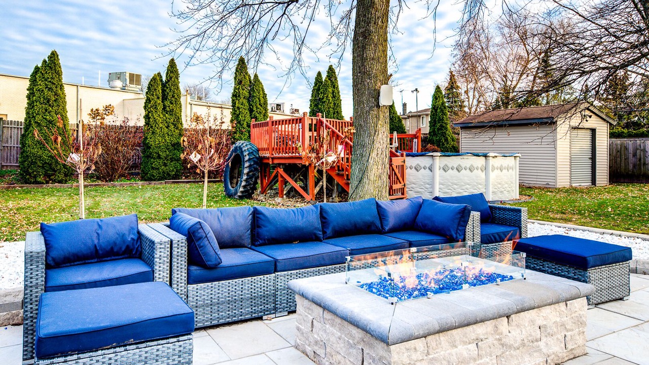 Photo of Patio Balcony in Morton Grove