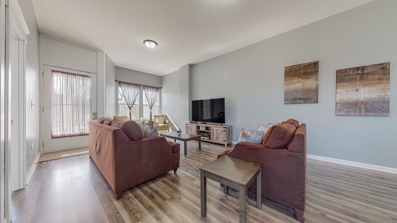 Photo of Livingroom in Aurora