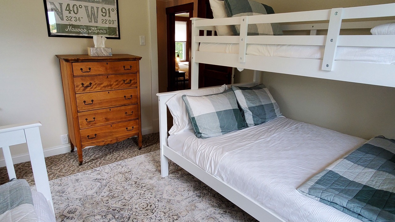 Photo of Bedroom in Nauvoo