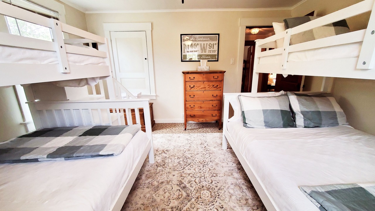 Photo of Bedroom in Nauvoo