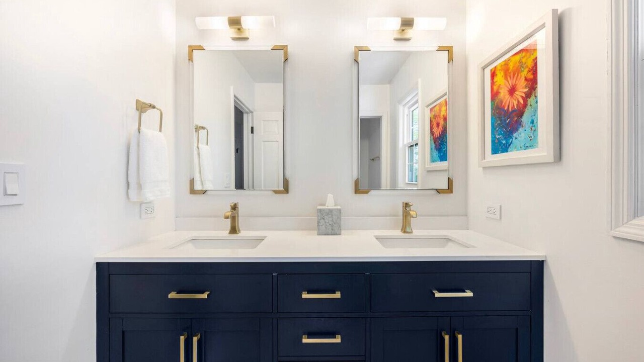 Photo of Bathroom in Fox Valley