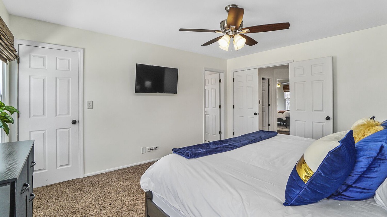 Photo of Bedroom in Carol Stream