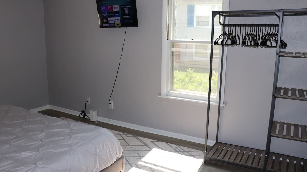 Photo of Bedroom in Oswego