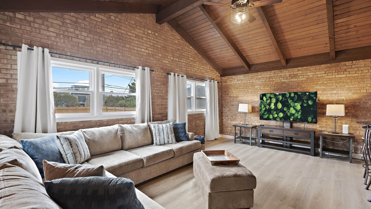 Photo of Livingroom in Downers Grove