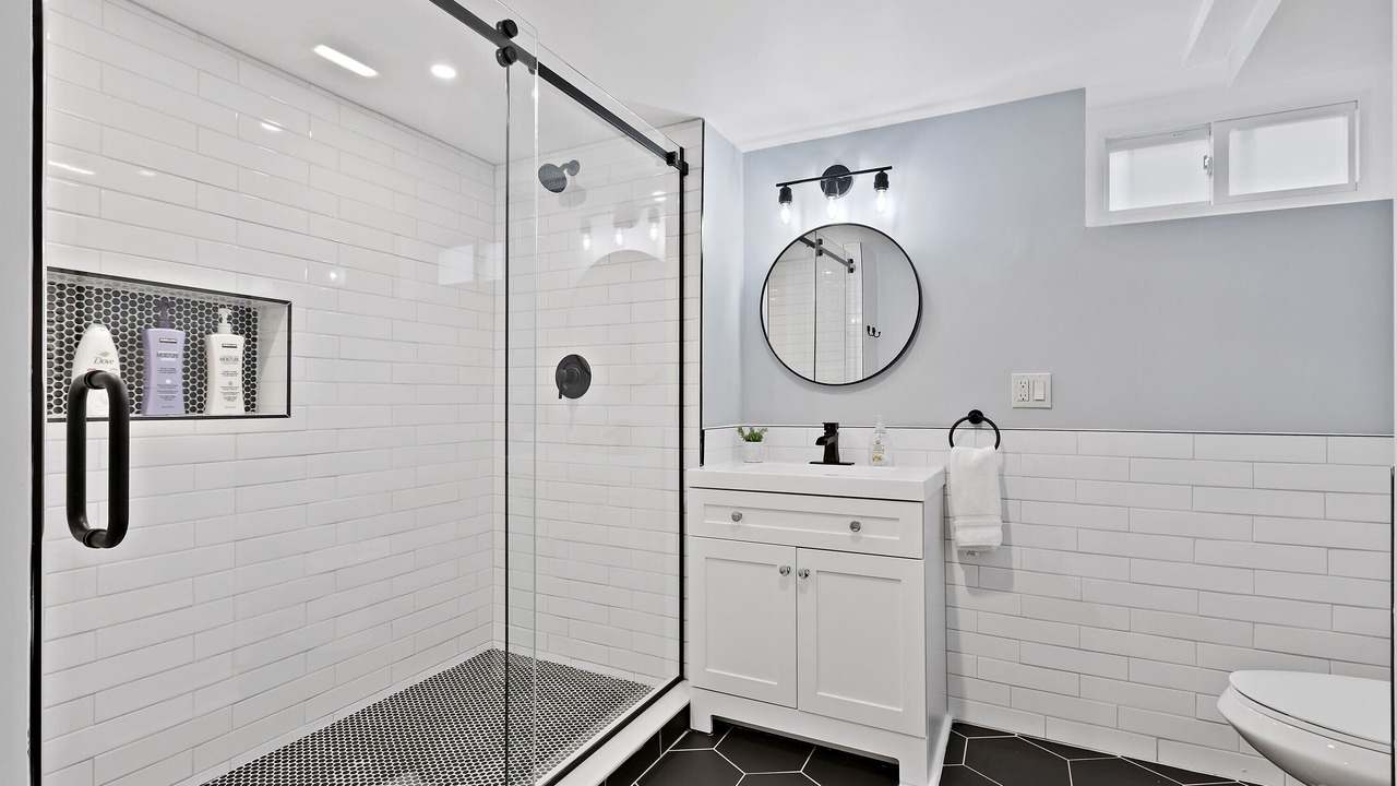 Photo of Bathroom in Downers Grove