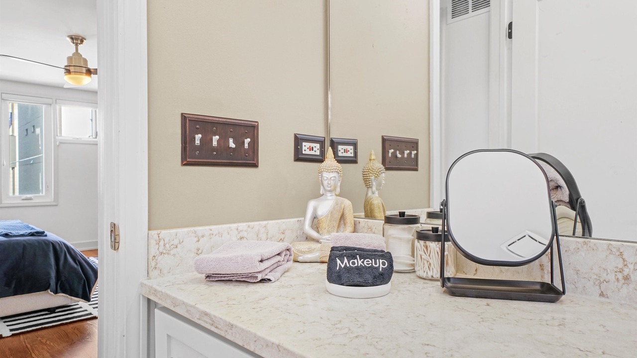 Photo of Bathroom in Noble Square