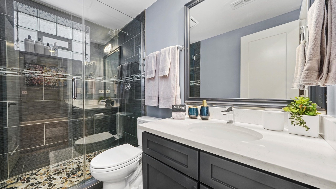Photo of Bathroom in Noble Square