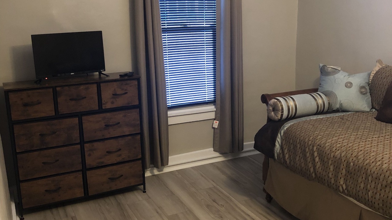 Photo of Bedroom in Quincy