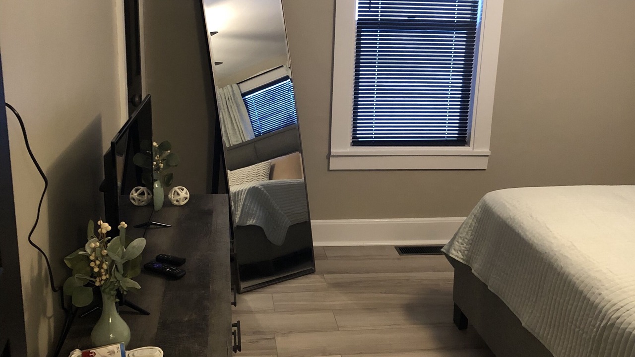 Photo of Bedroom in Quincy