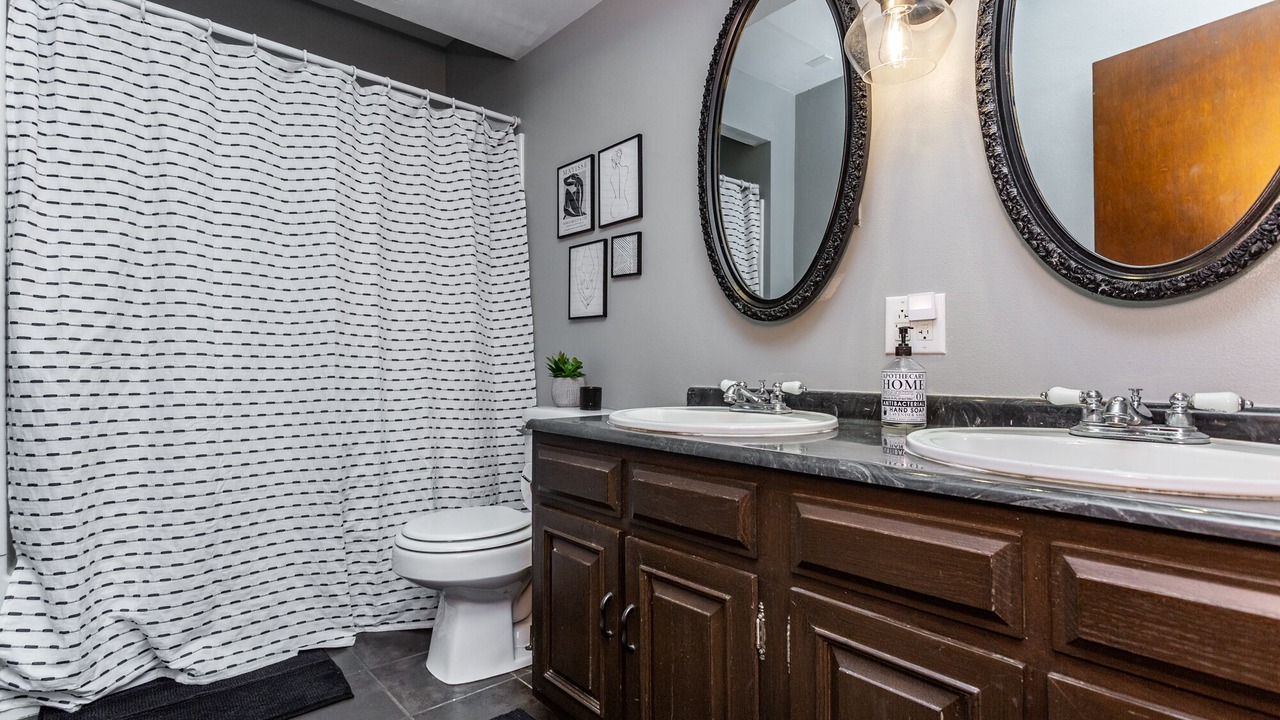 Photo of Bathroom in Edwardsville