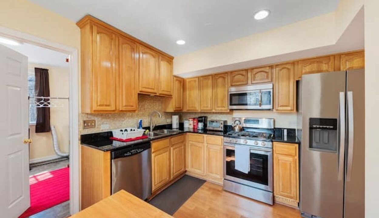 Photo of Kitchen in Lisle