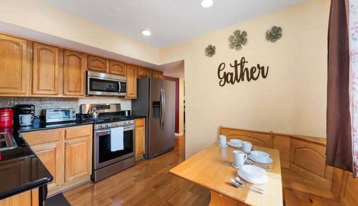 Photo of Kitchen in Lisle