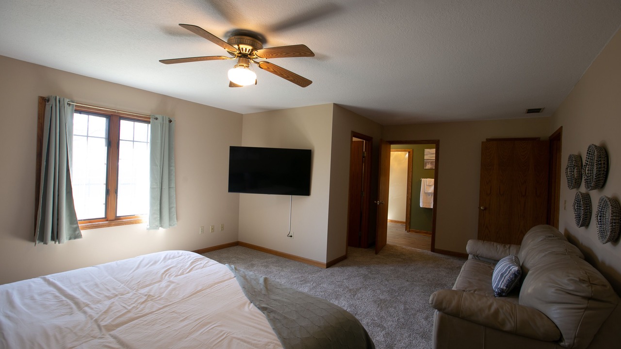 Photo of Bedroom in Sullivan