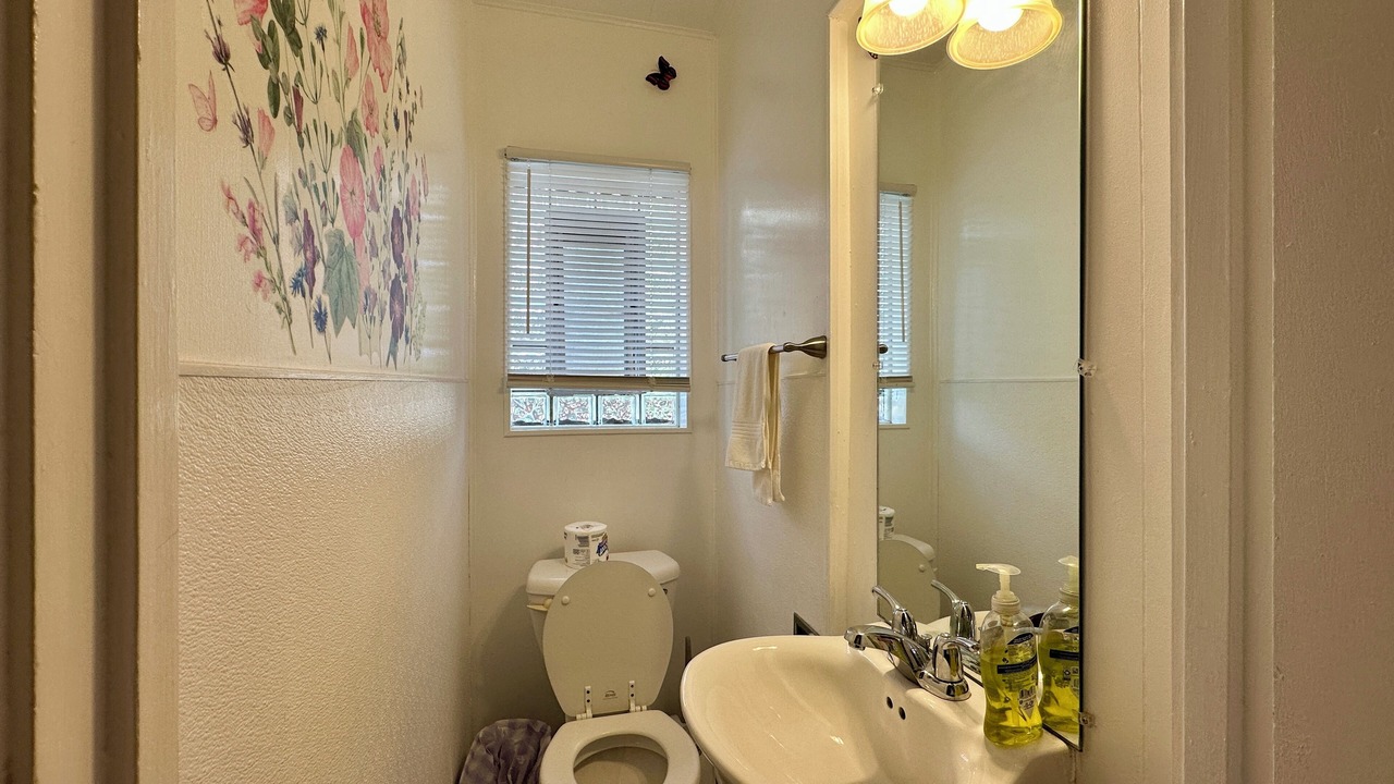 Photo of Bathroom in North Chicago