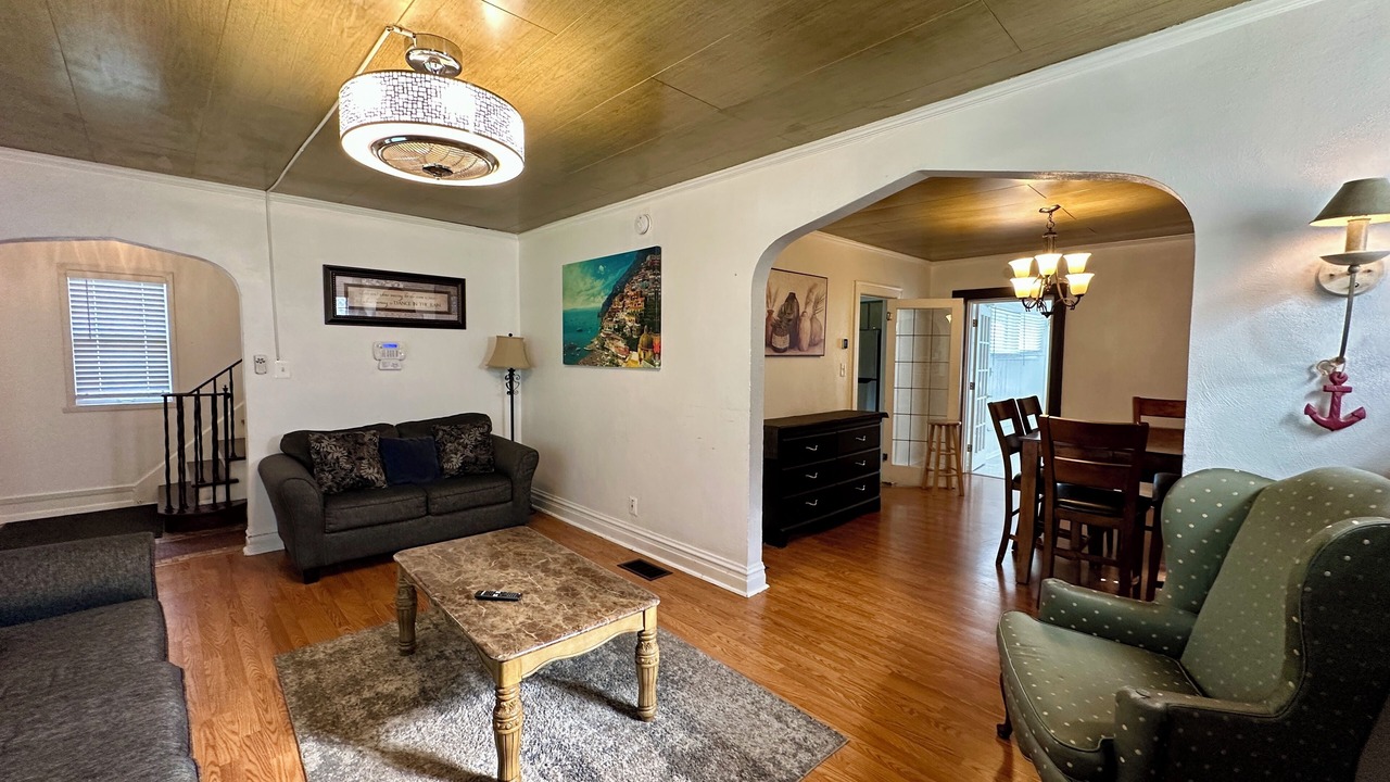 Photo of Livingroom in North Chicago