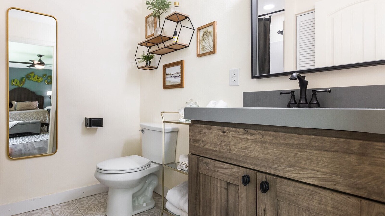 Photo of Bathroom in Shiloh