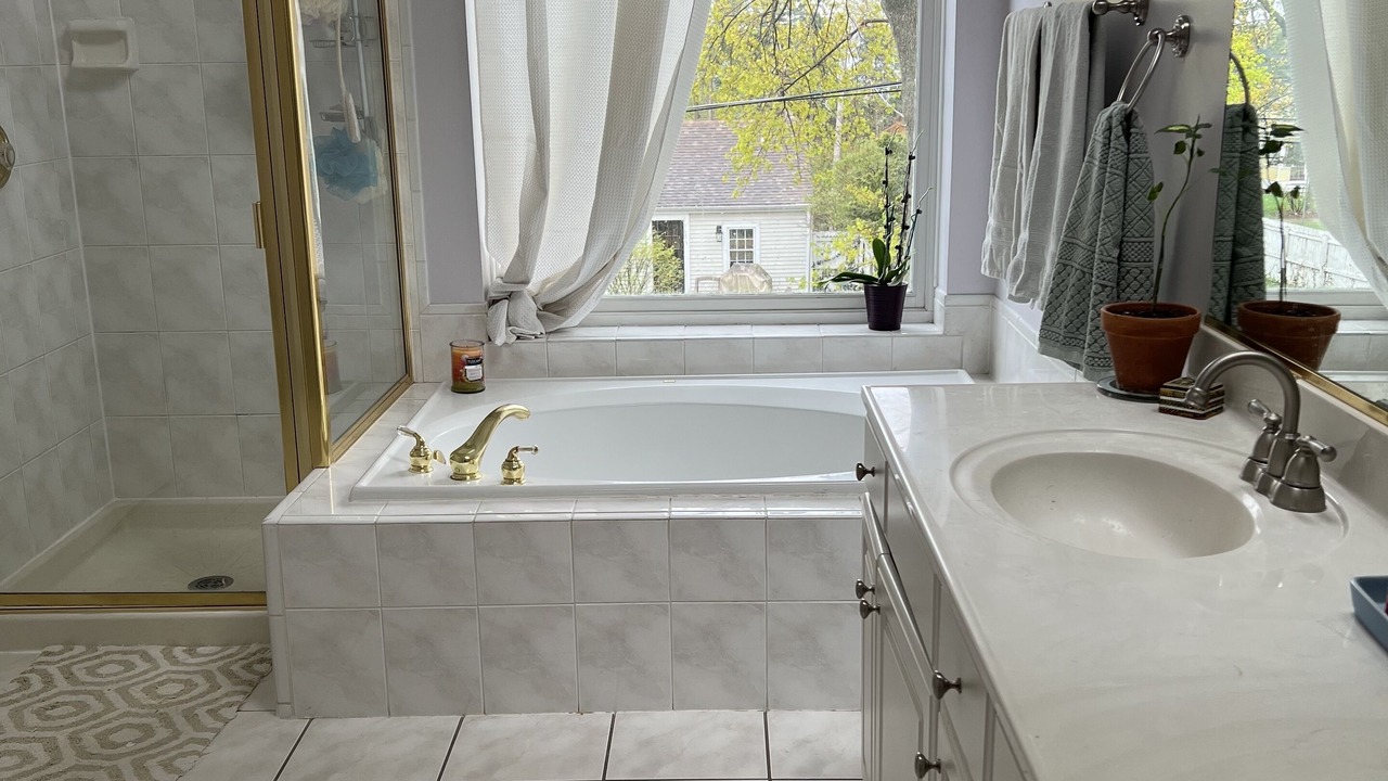 Photo of Bathroom in Wheaton