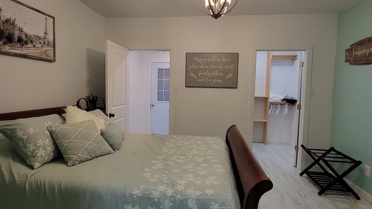 Photo of Bedroom in Casey