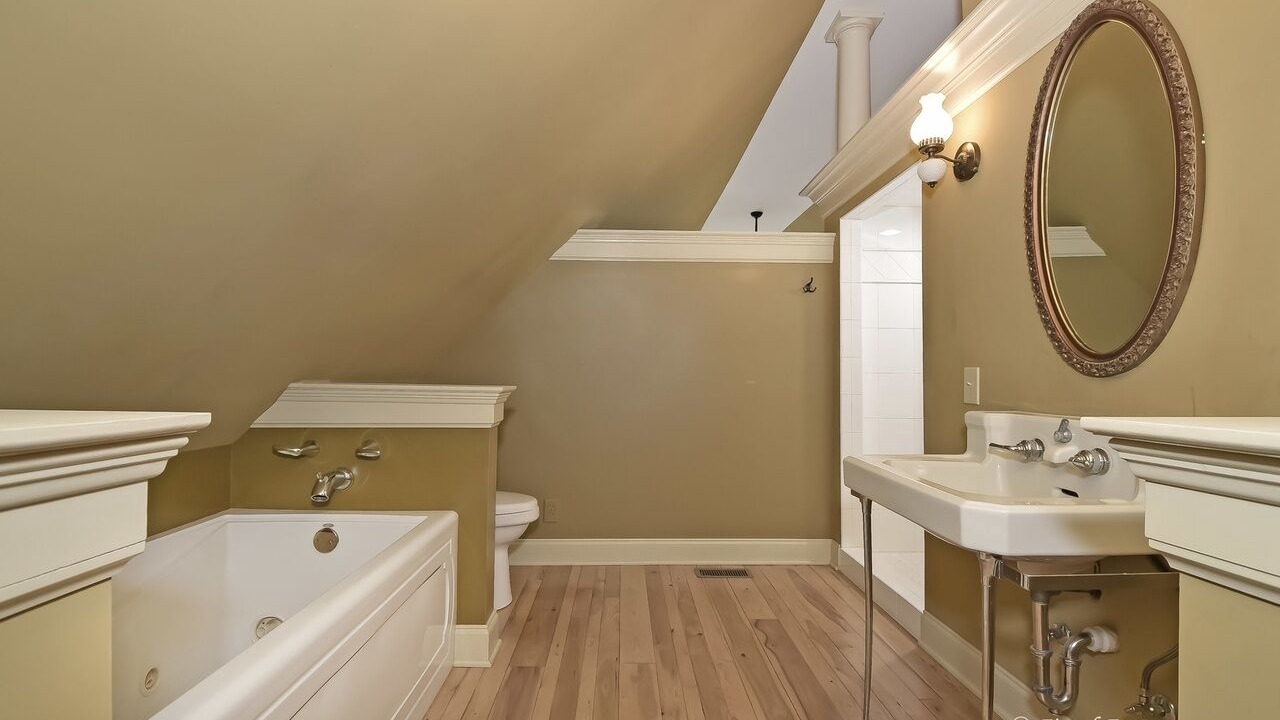 Photo of Bathroom in Hebron