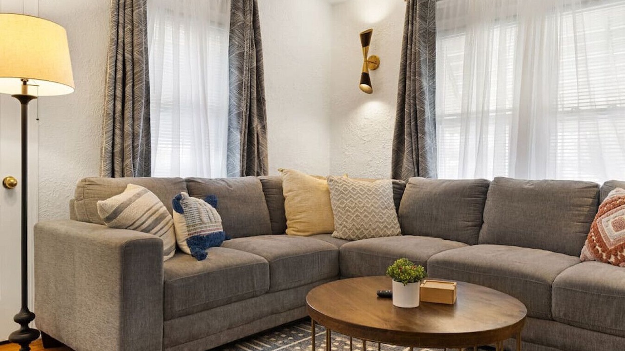 Photo of Livingroom in East Peoria