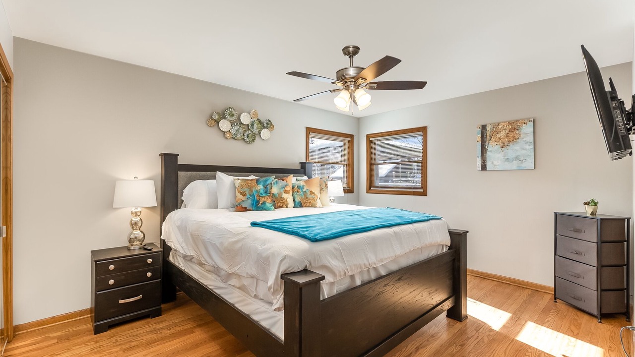 Photo of Bedroom in Itasca