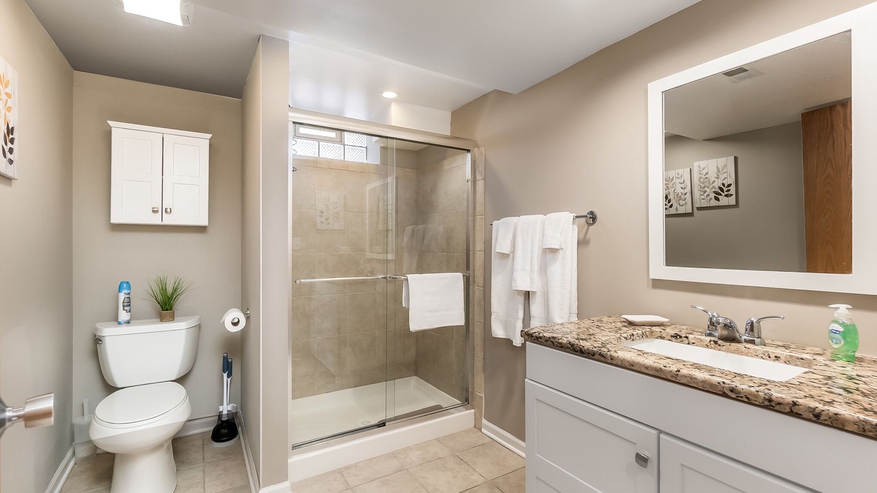 Photo of Bathroom in Itasca