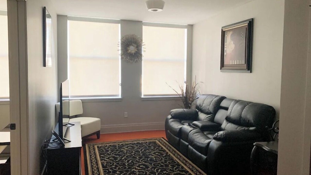 Photo of Livingroom in Aurora