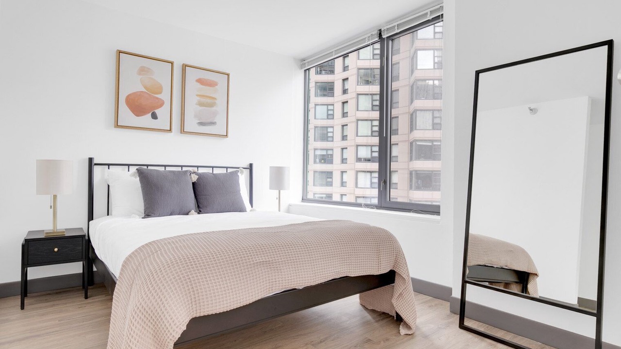 Photo of Bedroom in Streeterville