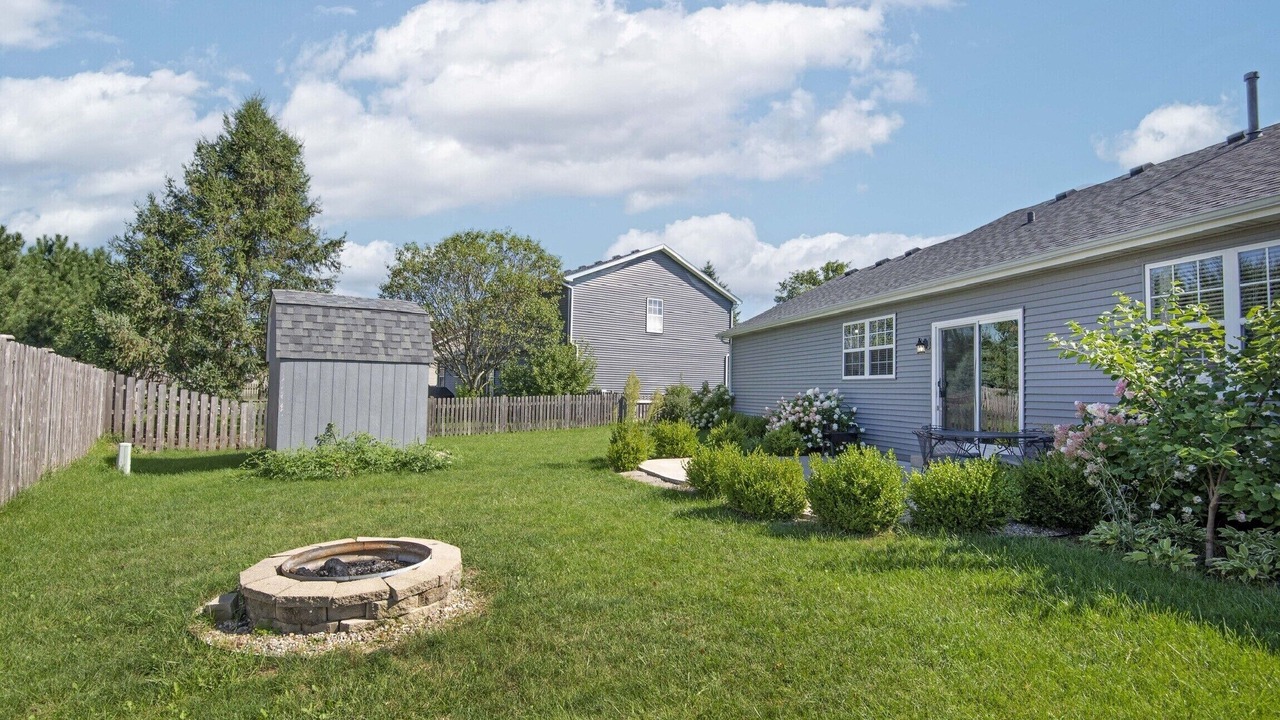Photo of Outdoor in Oswego