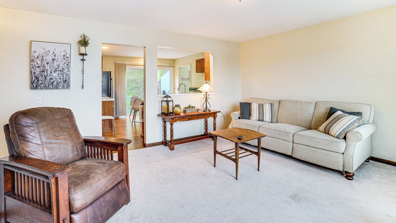 Photo of Livingroom in Peoria Heights