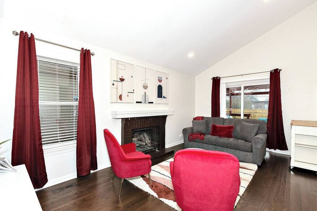 Photo of Bedroom in Mundelein