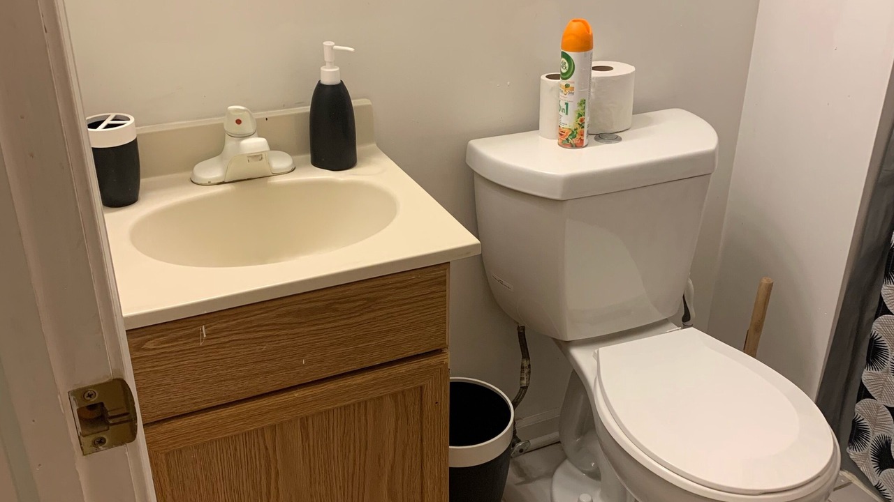 Photo of Bathroom in Lawndale