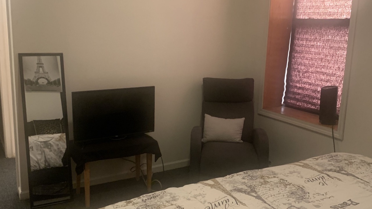 Photo of Bedroom in Lawndale