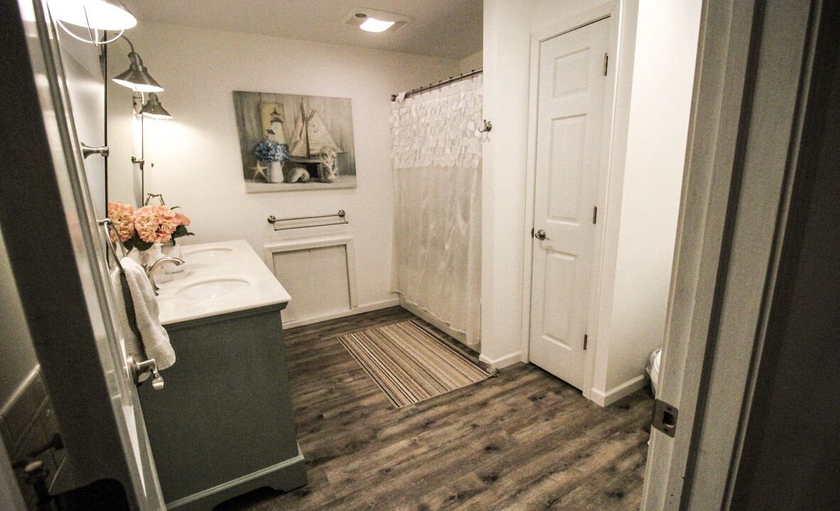 Photo of Bathroom in Marshall