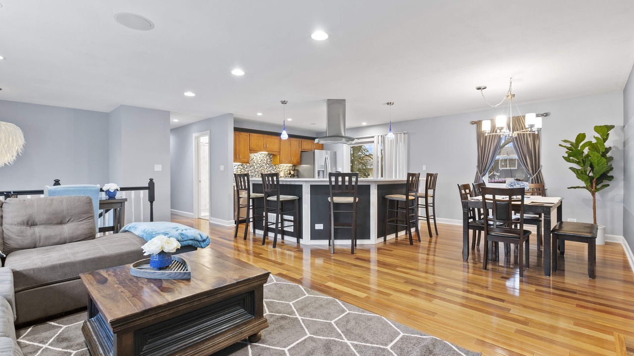 Photo of Livingroom in Downers Grove