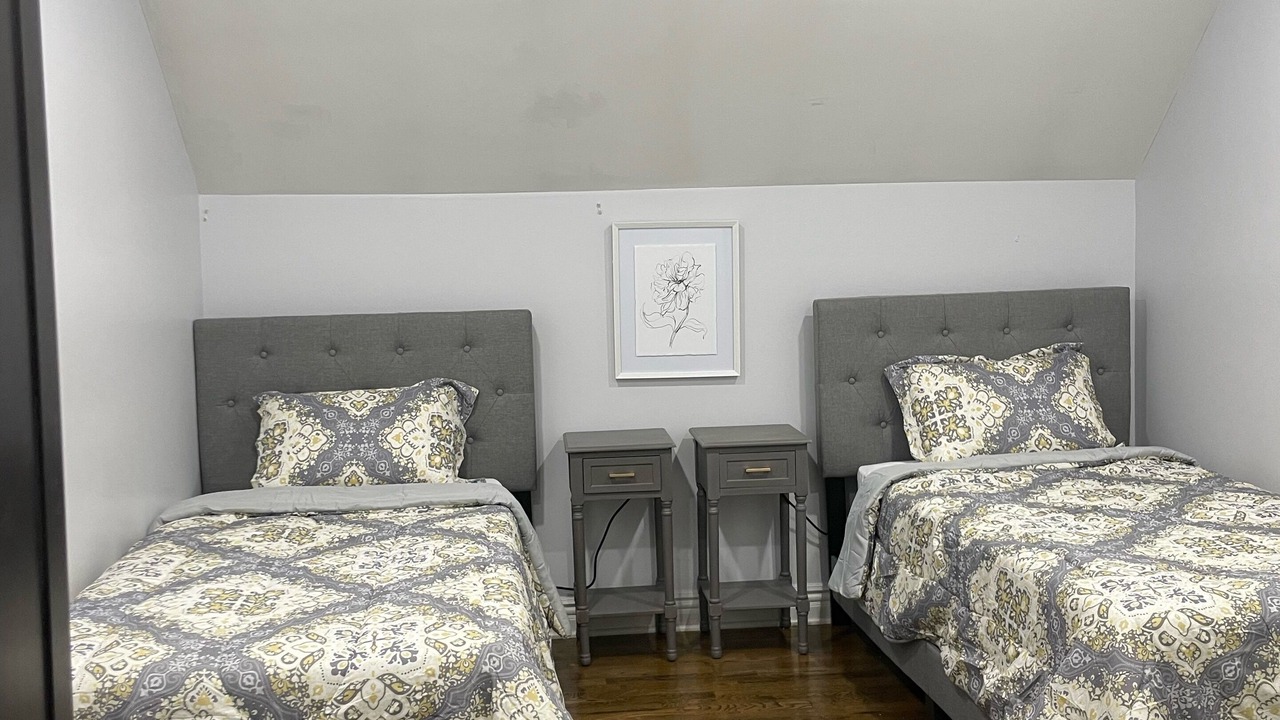 Photo of Bedroom in Woodlawn