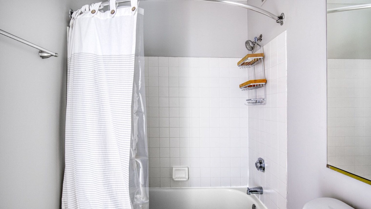 Photo of Bathroom in Streeterville