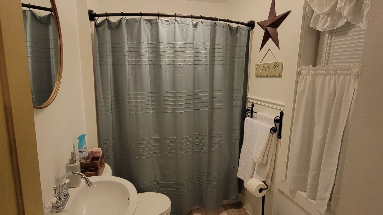 Photo of Bathroom in Nauvoo