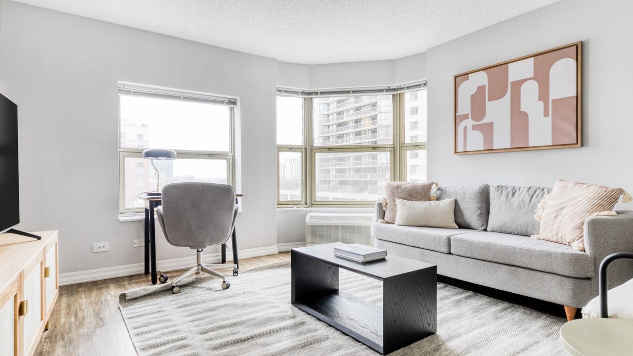 Photo of Livingroom in Rush and Division