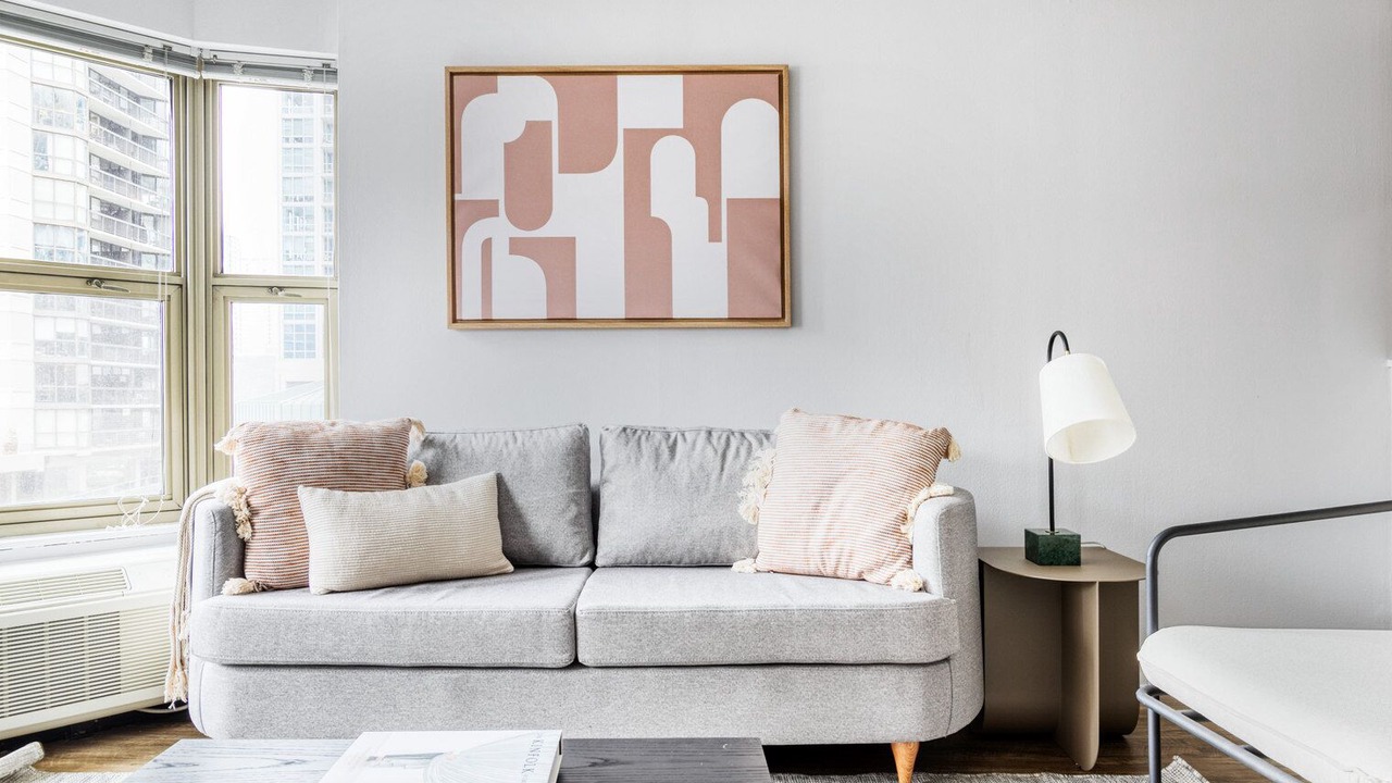 Photo of Livingroom in Rush and Division